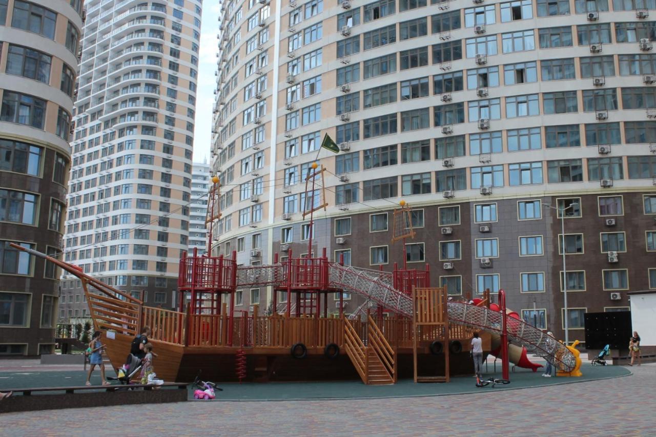 Sea View Sky 15 Apartments Odesa Exterior photo